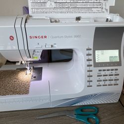 Singer Quantum Stylist 9960 Sewing machine 