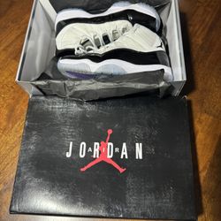Jordan 11 "Concord"