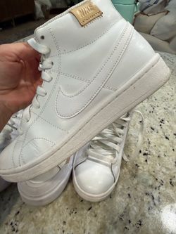 Size 6 Nike shoes