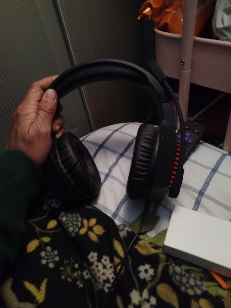 Bluetooth Wireless Gaming Headset 