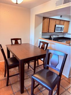Extendable Dining Kitchen Table, 4 Stools Chairs - Brown Wood Counter Height
