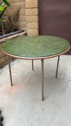 Round table