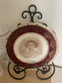 Vintage 1953 Queen Elizabeth II Coronation Plate with Stand