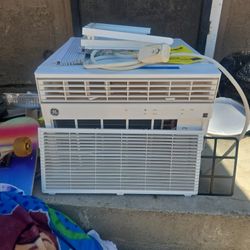 GE Smart Ac Unit 11,900 BTU 115 volts