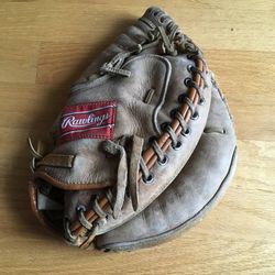 Rawlings Baseball Catchers Mitt Glove RHT Right Hand Throw