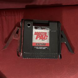 Booster PAC ES2500 12v JumpStart JumpBox