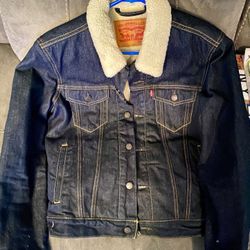 Levi’s Strauss Original Sherpa Trucker Jacket NICE! 