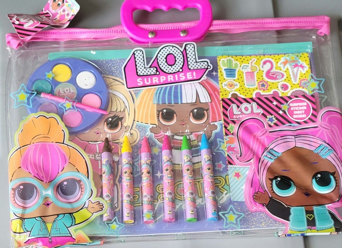 LOL SURPRISE  12 Piece  Tote Set