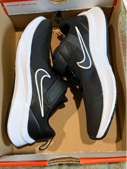 Nike Star Runner 3 PSV Kids Size 13.5 Black White DA2777-003