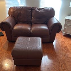 Natuzzi Loveseat & Ottoman