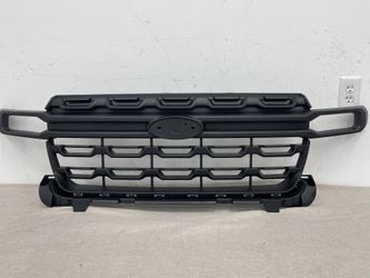 Ford Maverick  Grill Assembly Matte Black NZ6Z8200AA
