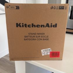 KitchenAid 5qt Mixer (Brand New In Box)