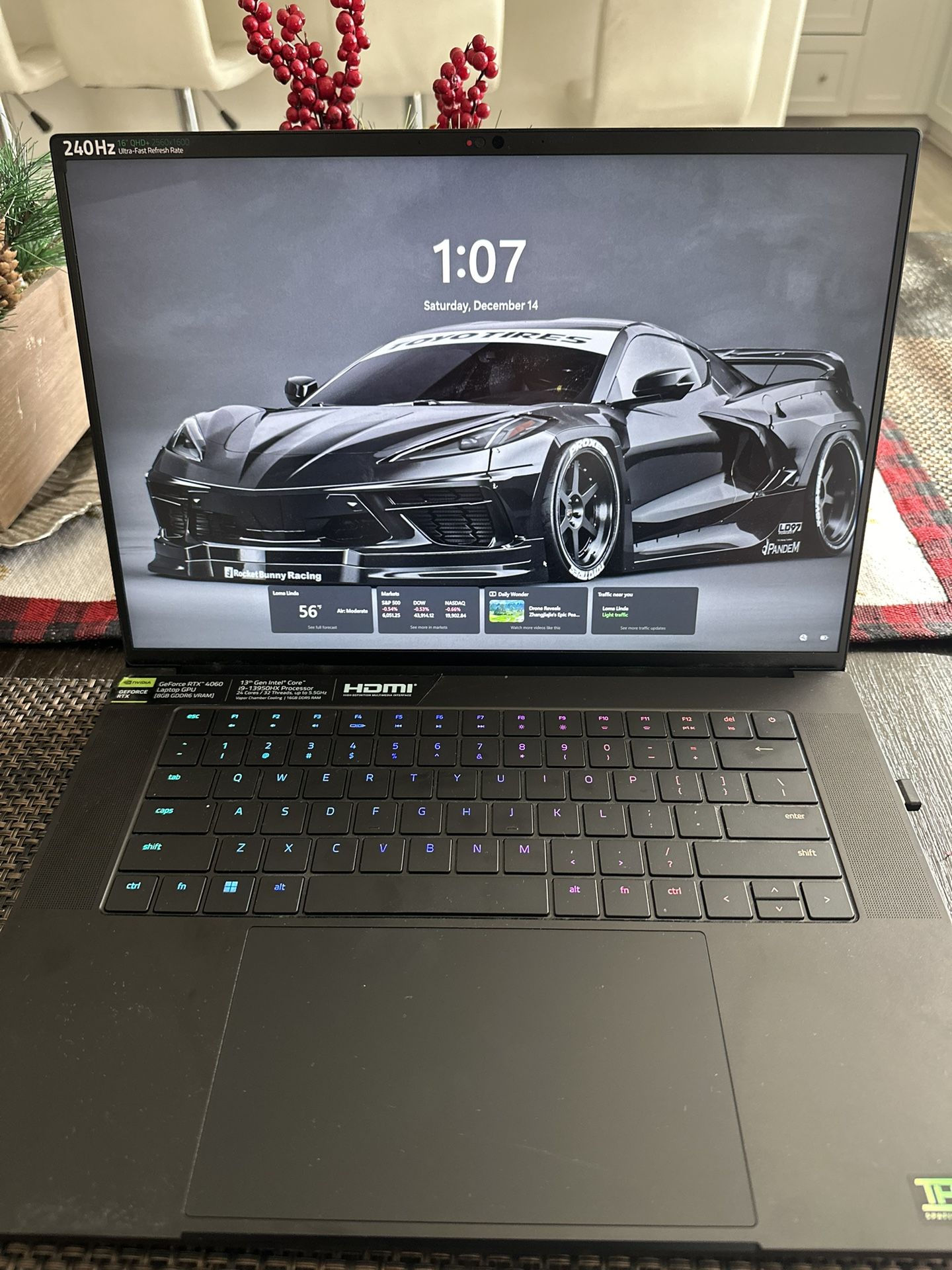 Gaming Laptop Razer RTX 4060 240 hz 