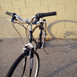 GT STREAMLINE SLIPSTREAM MENS HYBRID ROAD BIKE REFURBISHED OBO