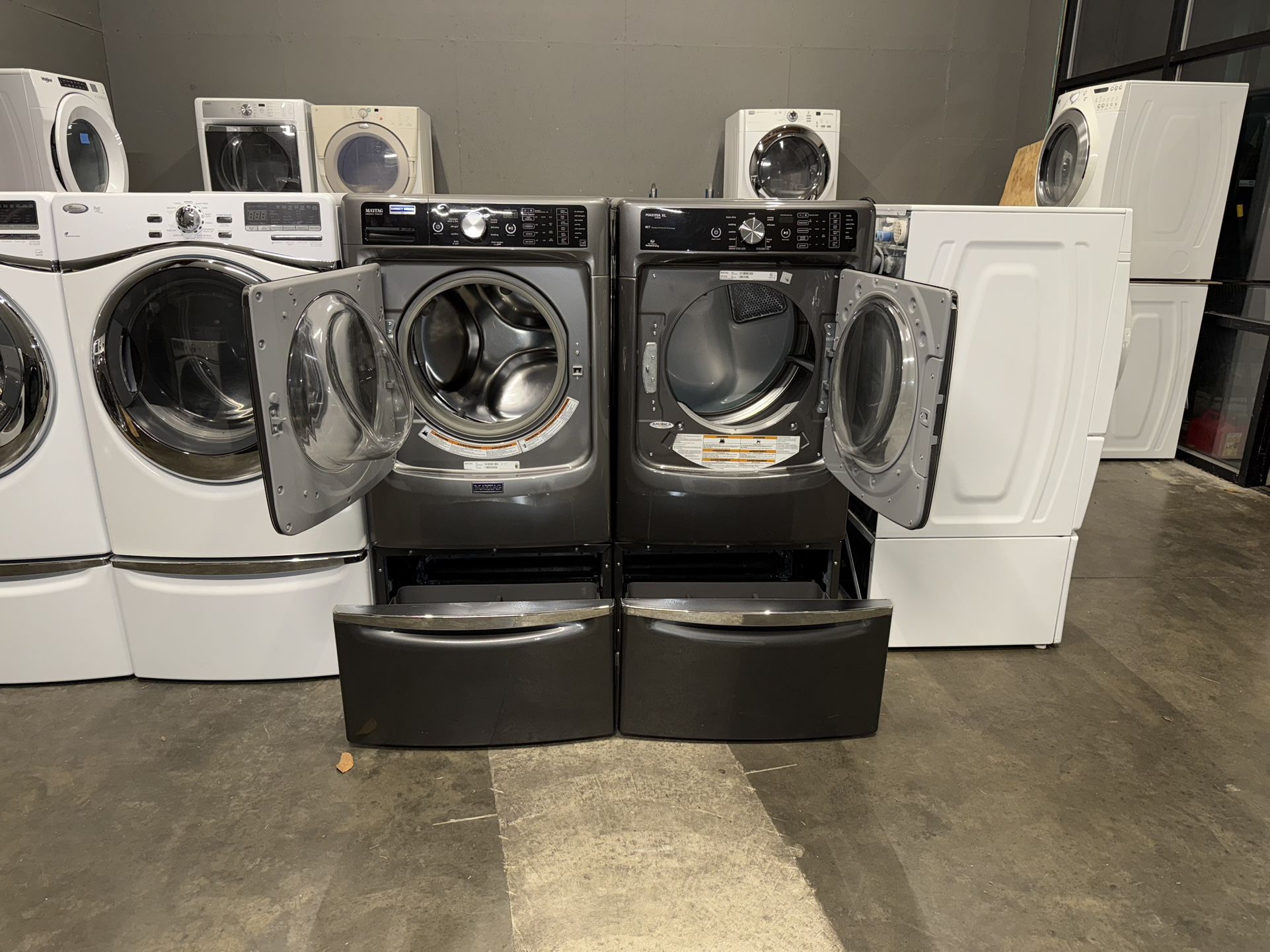 MAYTAG XL CAPACITY WASHER DRYER ELECTRIC SET 