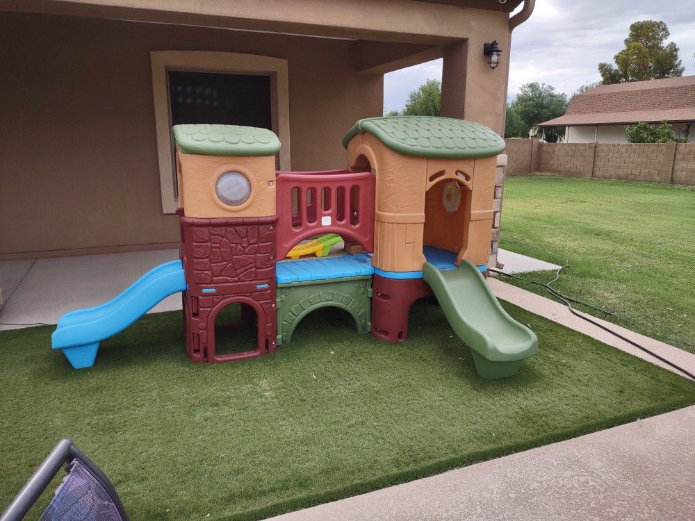 Step 2 Clubhouse Climber With 2 Slides