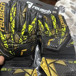 Reusch Goalkeeper Gloves