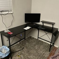 Corner Desk