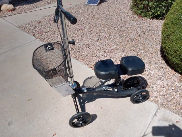Knee Walker With  Hand Brakes And Basket New $80 Very Firm