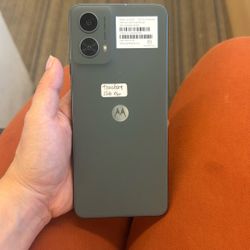 Moto✅tracfone -128gb!!