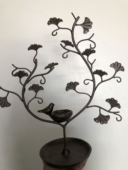 Jewelry holder