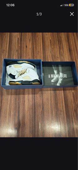 A MA MANIERE JORDAN 5’s! Size 8