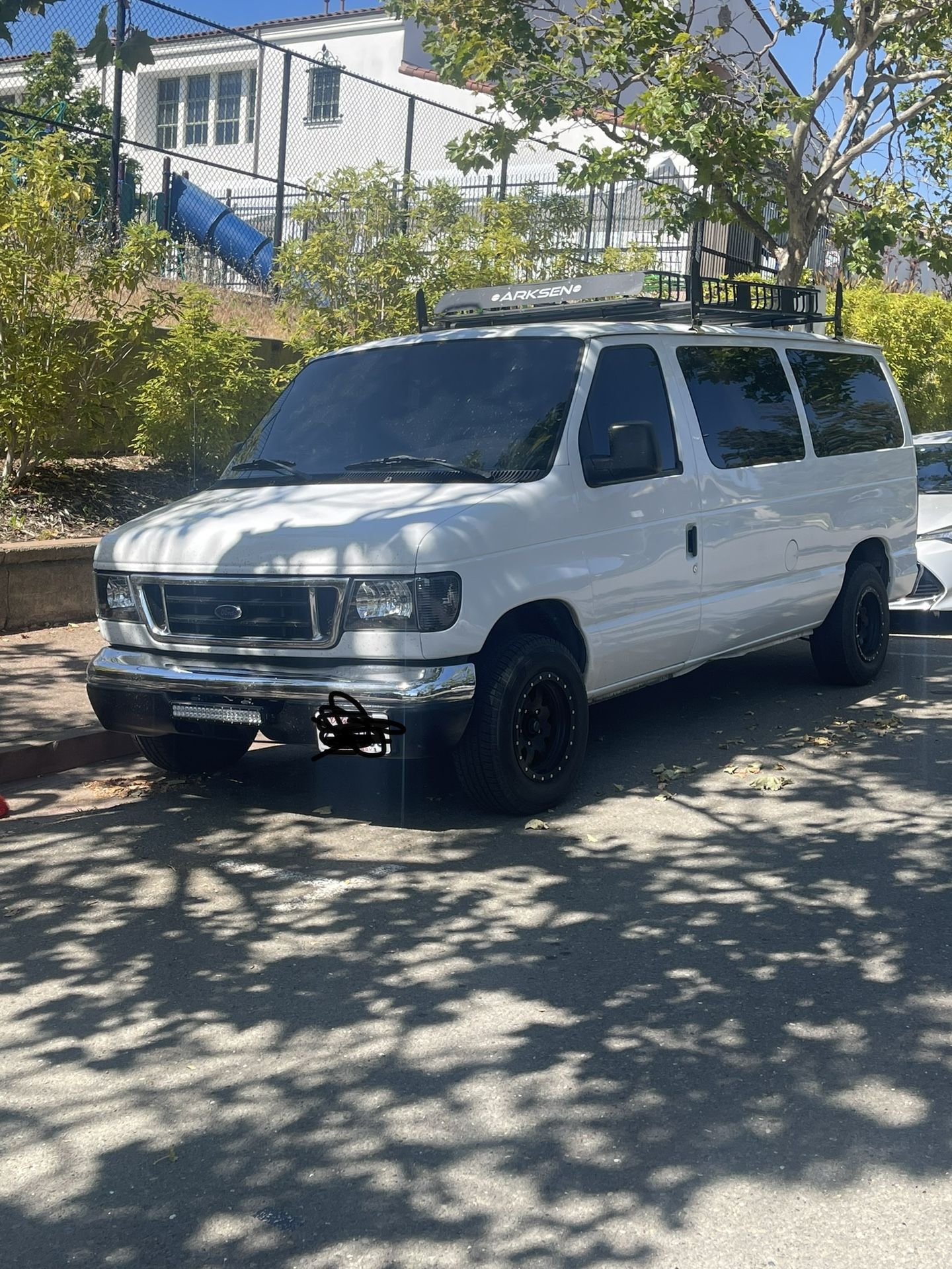 2005 Ford E-150
