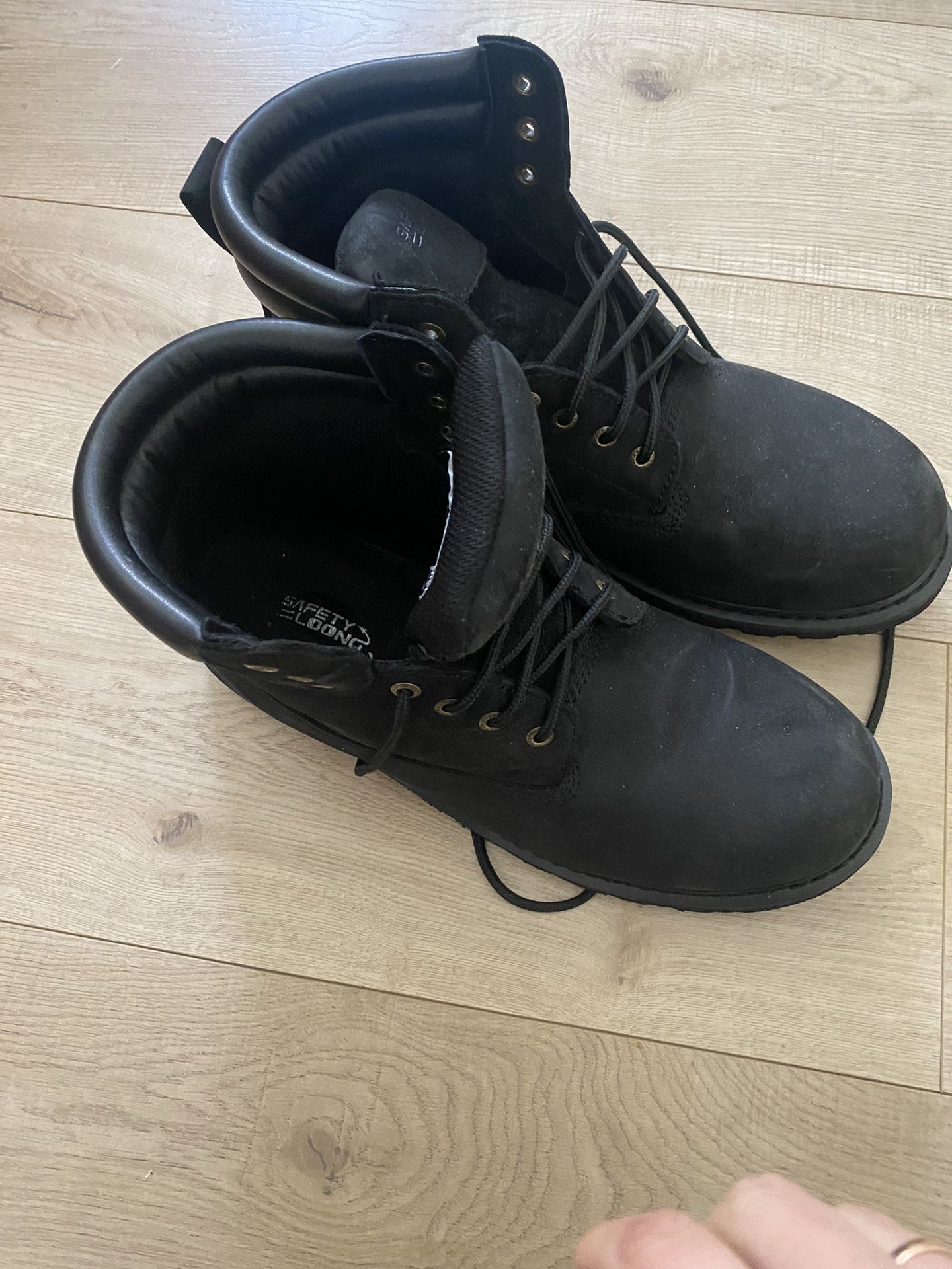 Boots For Men 
