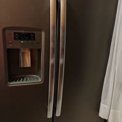 Refrigerator And Stove 