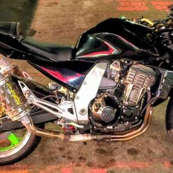 04 Kawasaki Z1000  