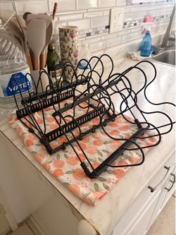 Pots and pans holders