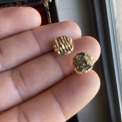 10kt gold nugget earrings sm size