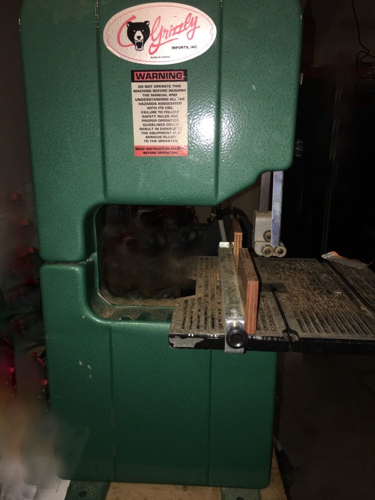 Grizzly 9 bandsaw for Sale in Mill Creek WA OfferUp