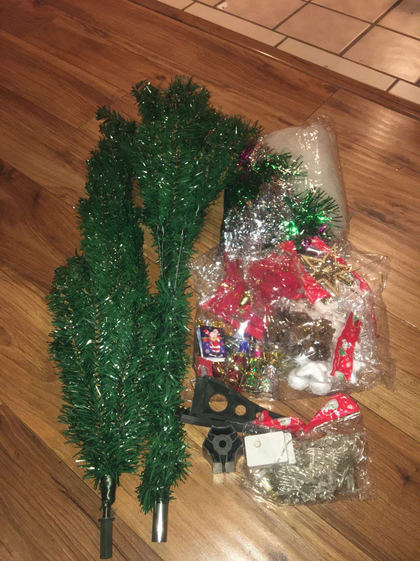 Artificial Christmas tree 4 feet With decorations and lights