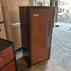 Vintage Refrigerator 1970s 1960s Westinghouse Coppertone