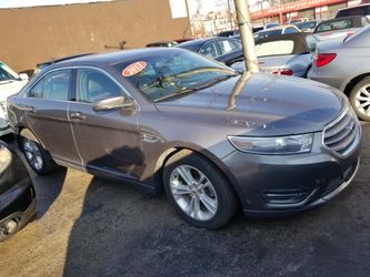 2013 Ford Taurus