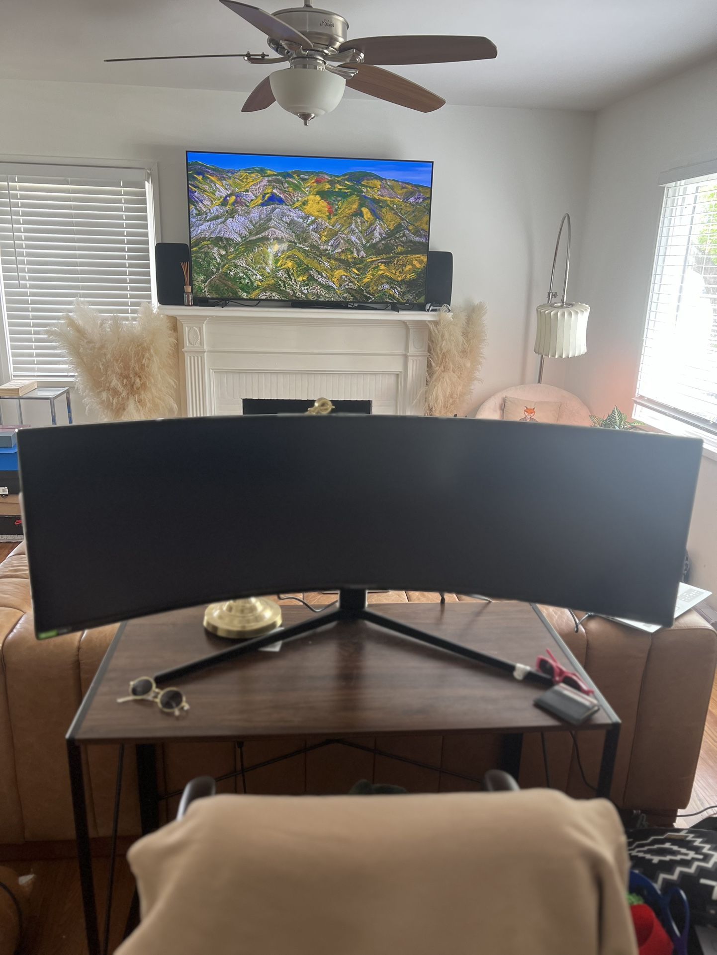 For Parts Samsung Odyssey G9 49” (Turns on Black Screen)