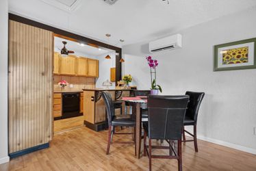 Glass dining table with 4 leather chairs