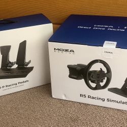 Moza R5 Direc Drive Racing Wheel With SRP Load Cell Pedals