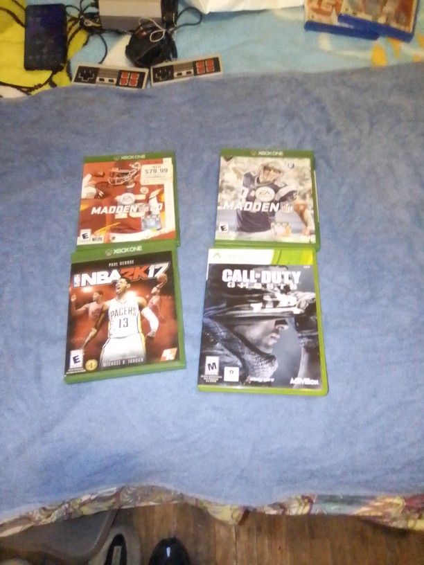 4 XBOX Games