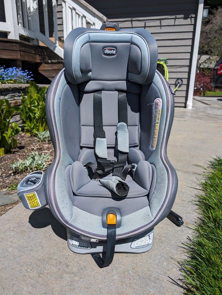 Chicco Nextfit Convertible Car Seat

