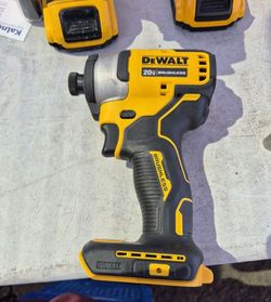 Dewalt 1/4" impact driver