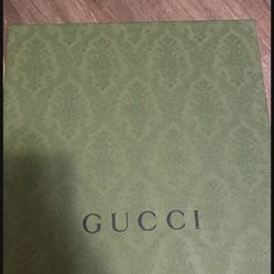 Gucci Messenger bag