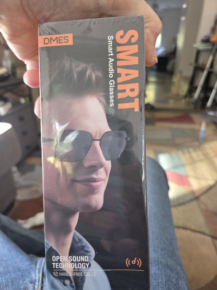 Smart AI Translating UV Sunglasses 