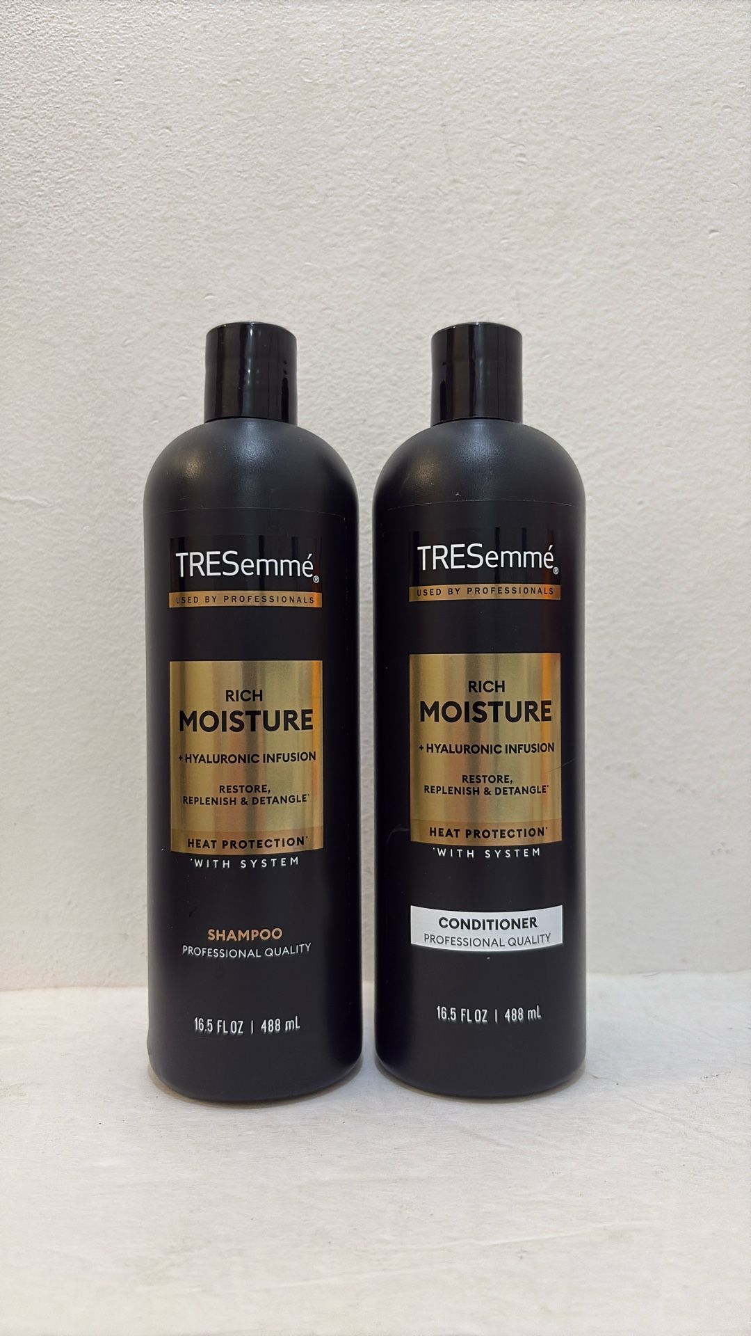 Tresemme Rich Moisture + Hyaluronic Infusion Shampoo & Conditioner Set