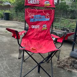 CHEEZ-IT Oversized Basketball Chair