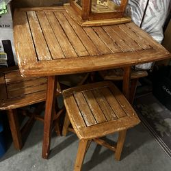 Outdoor/indoor Table Set 