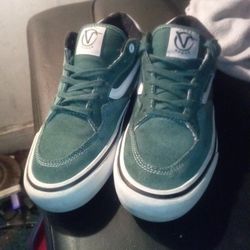 Vans Rowan Suede Shoes 👟 Size 8