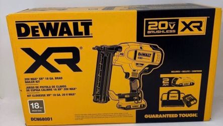 DEWALT 20V MAX* Cordless Brad Nailer Kit, 18GA (DCN680D1)