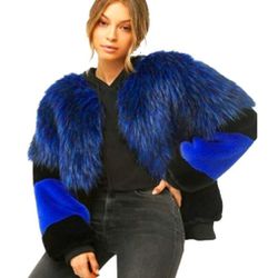 NWT SHACI Faux Fur Women's Jacket.